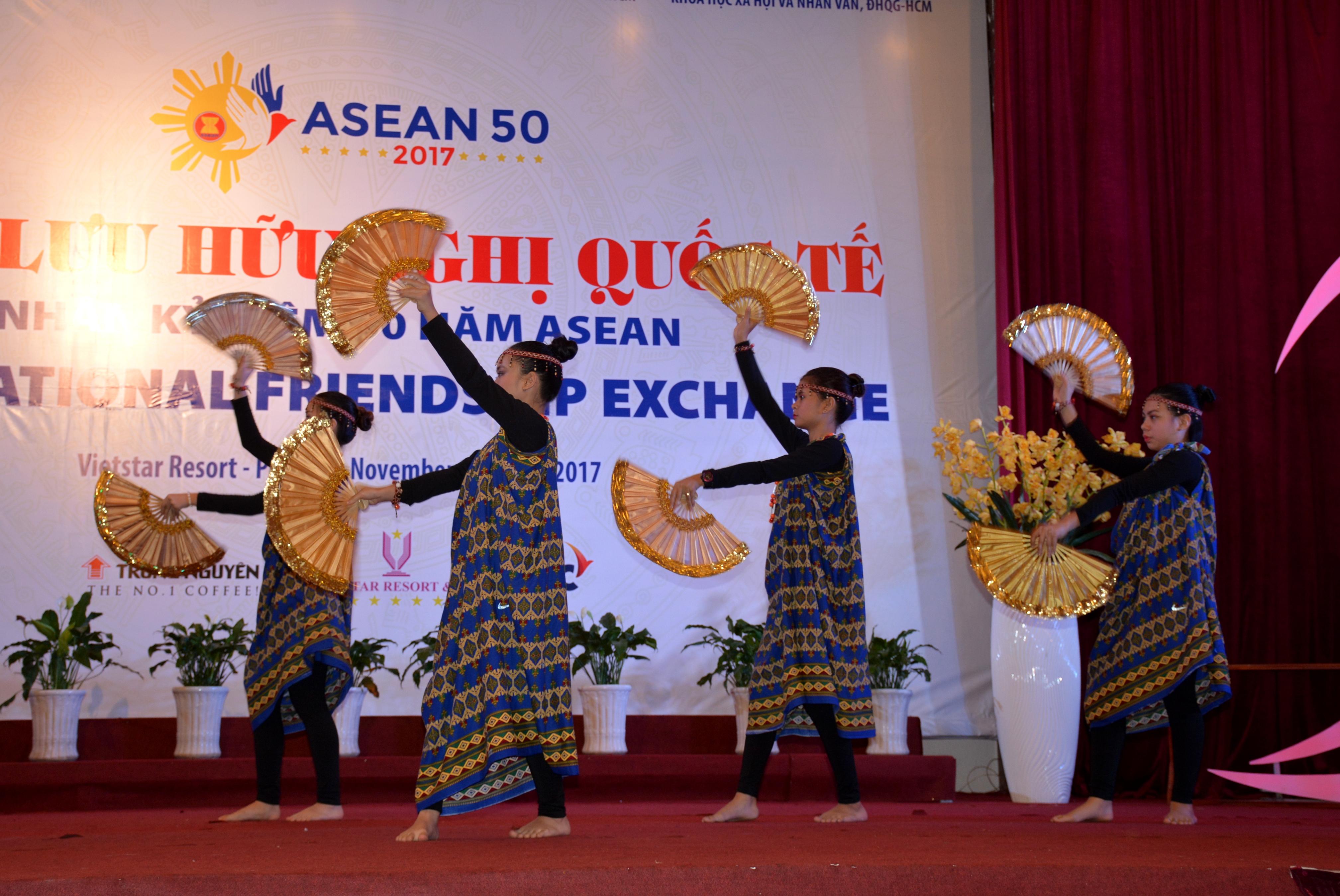 Phú Yên ngày càng đẹp trong mắt du khách quốc tế